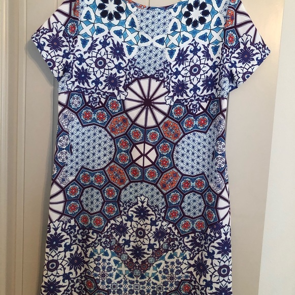 XS MinkPink t-shirt dress! Great condition - Picture 2 of 6